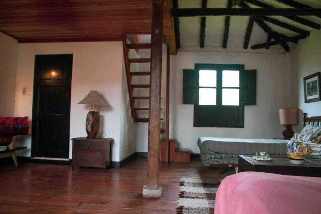 Casa Dante, Desde 1792! Hotel Tibasosa Exterior photo